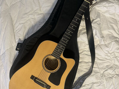 Washburn Acoustic-Electric Guitar AG40-CE