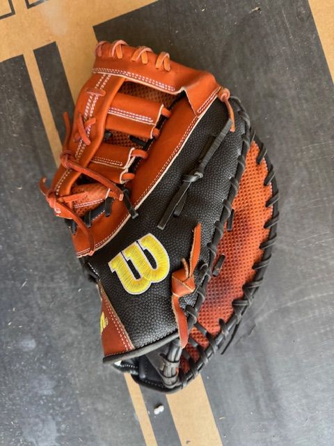 A200 First Baseball Glove
