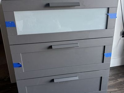 3 drawer dresser (2 set)
