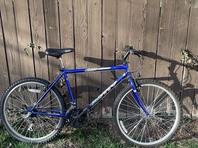 Motive Mountain Bike