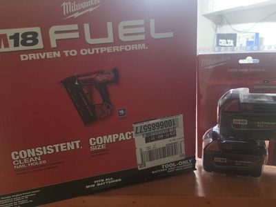 MILWAUKEE FUEL 16 GA FINISH NAILER & BATTERIES