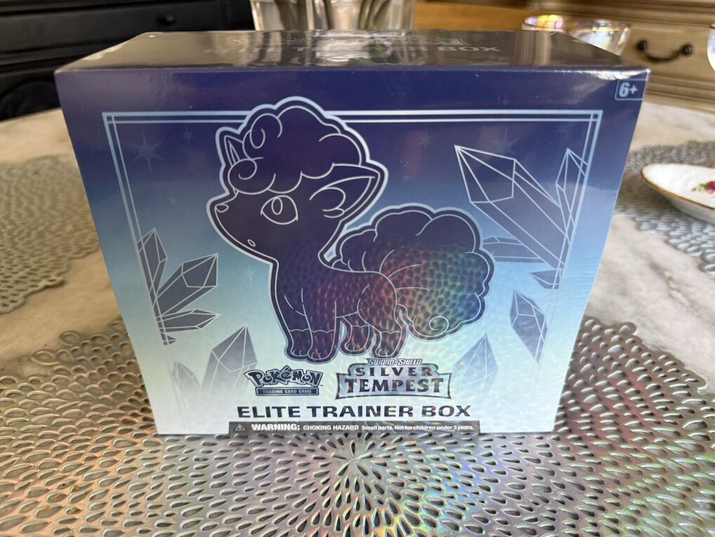 Pokemon Silver Tempest SWSH12 Elite Trainer Box