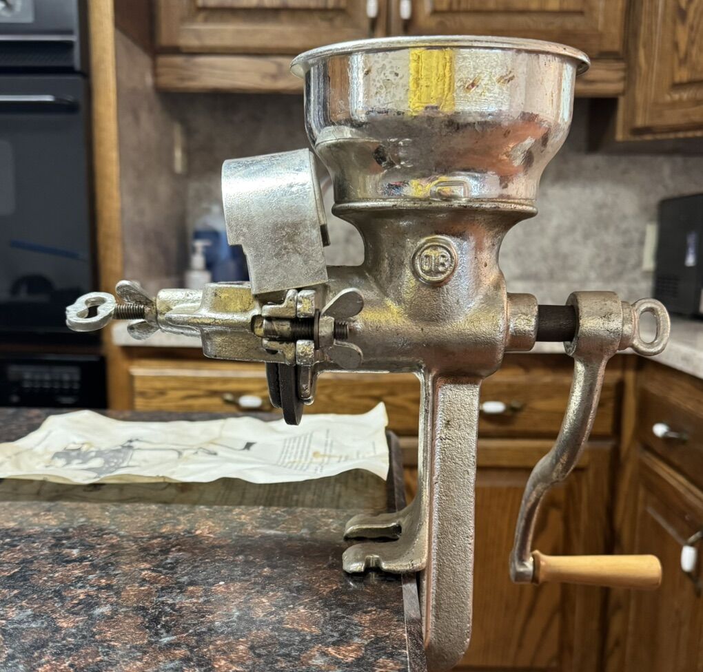 Vintage Coffee/wheat Grinder