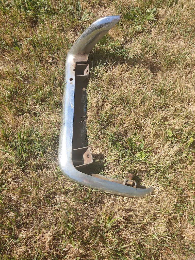 Main image 3