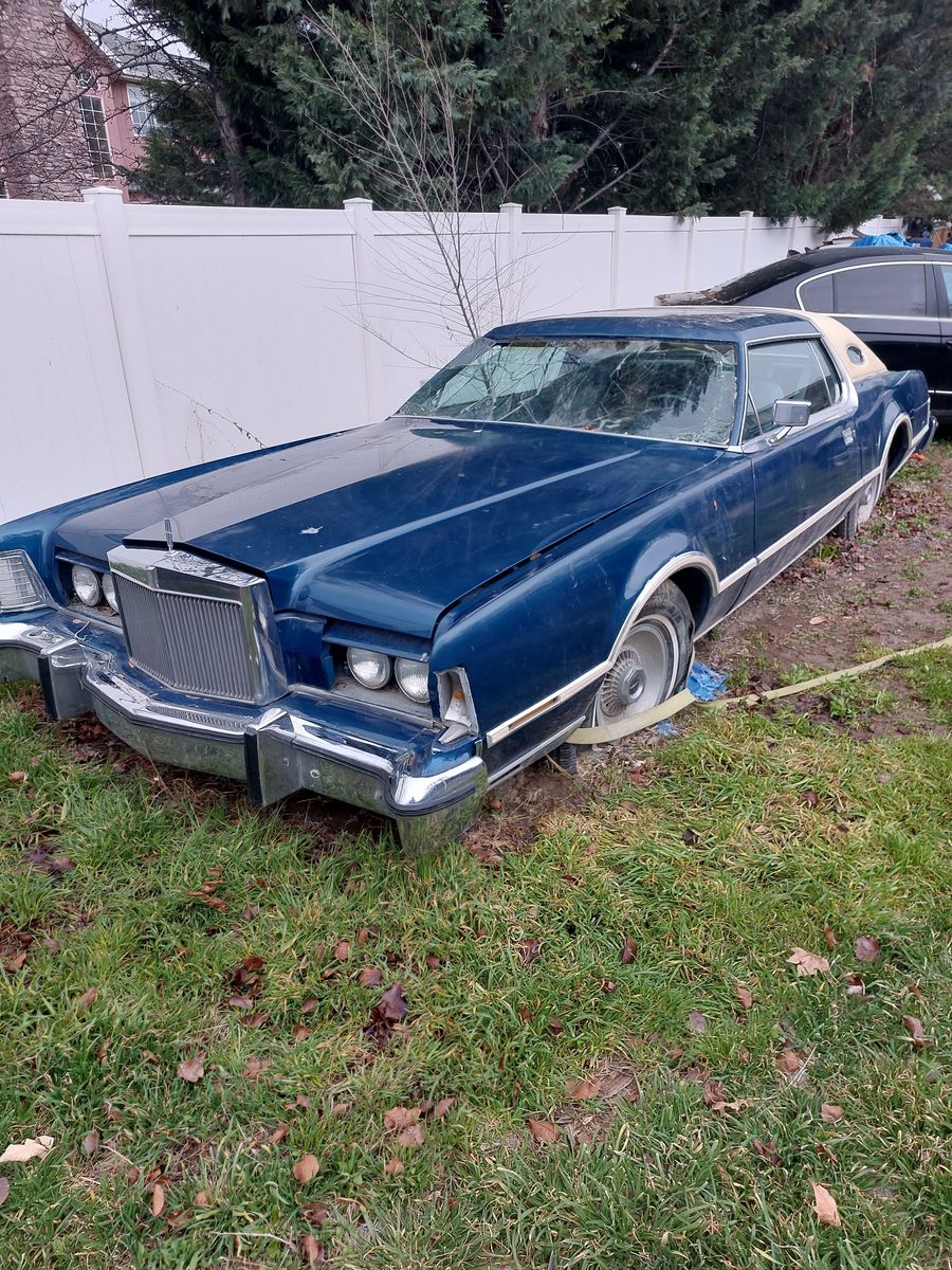 1976 Lincoln Mark IV