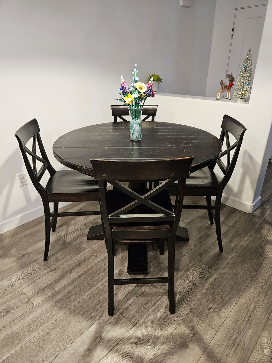 Solid Wood Round Table w/ 4 Chairs