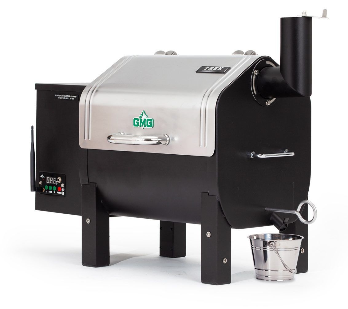PENDING SALE Green Mountain Grills Smoker - Trek with brand new Pizza Oven attachment