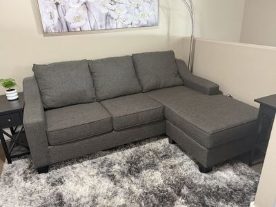 Spacious Gray L-Shaped Sectional Sofa with Reversible Chaise - Modern & Comfortable