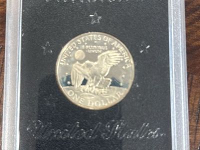 1972 Eisenhower Proof Dollar Coin in US Mint Packaging - Used - Collectible Coin