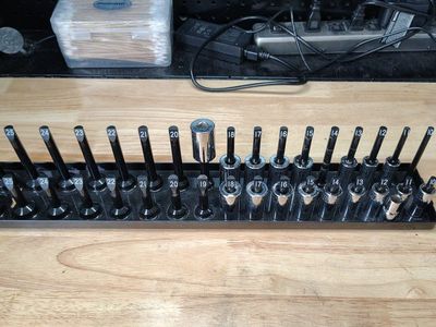 Craftsman Metric 6PT Socket Lot, 3/8 Drive 18pcs