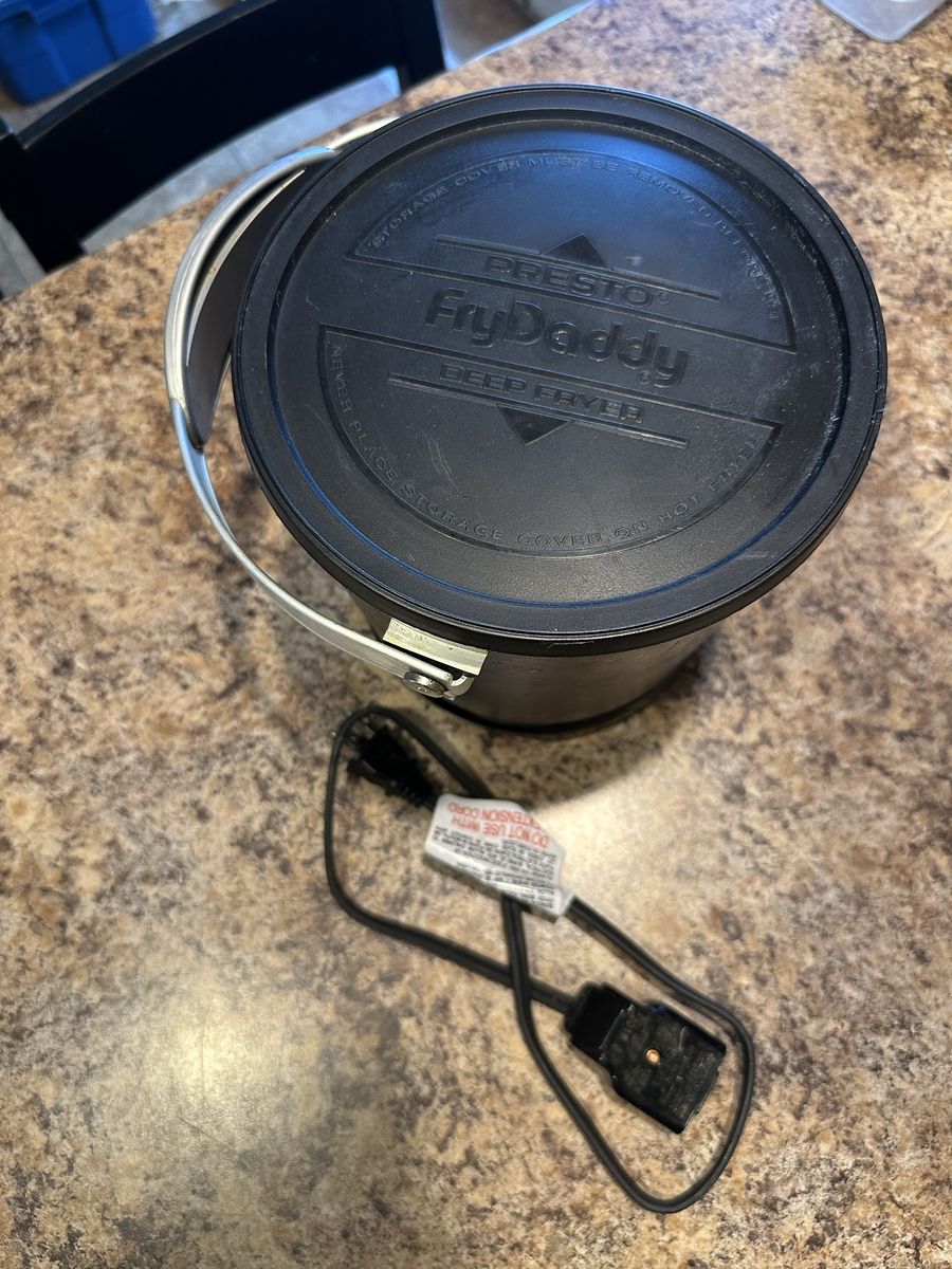 Presto FryDaddy Electric Deep Fryer