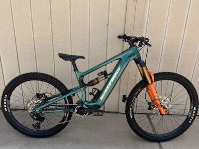 Nukeproof Megawatt 297 Alloy Fox Factory E-bike. Medium