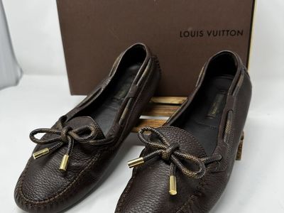Louis Vuitton Brown Leather Driving Loafers – EU 38