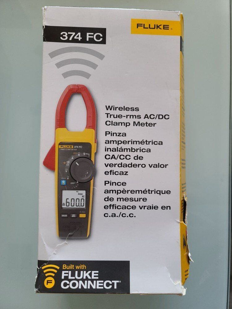 NEW!!! Fluke 374 FC Clamp Meter