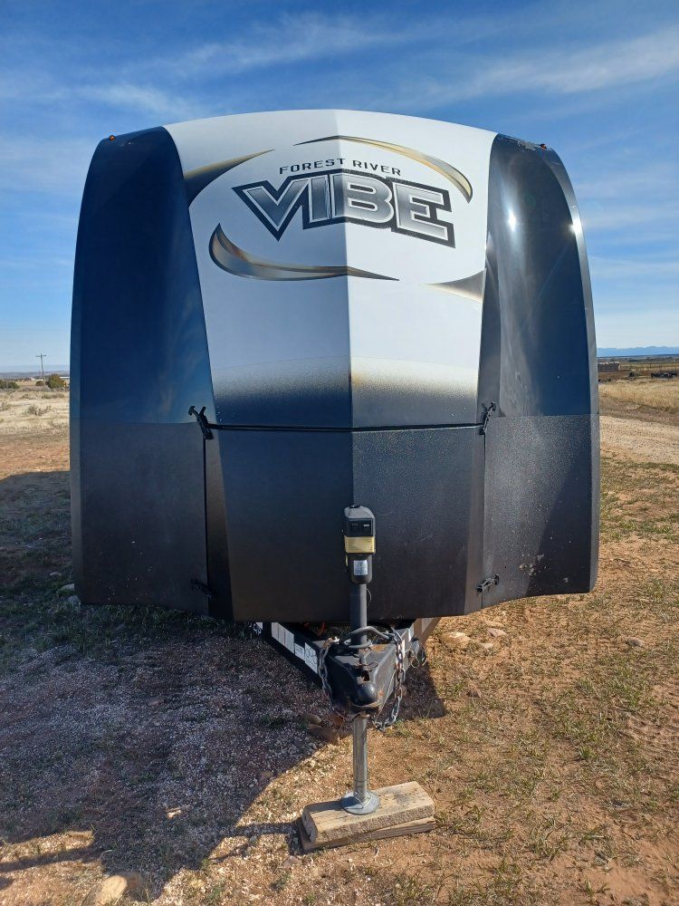 Main image 3