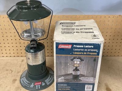 Coleman lantern