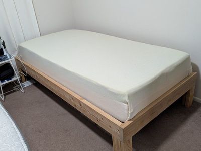 Solid Wood Platform Bed Frame For Single Mattress