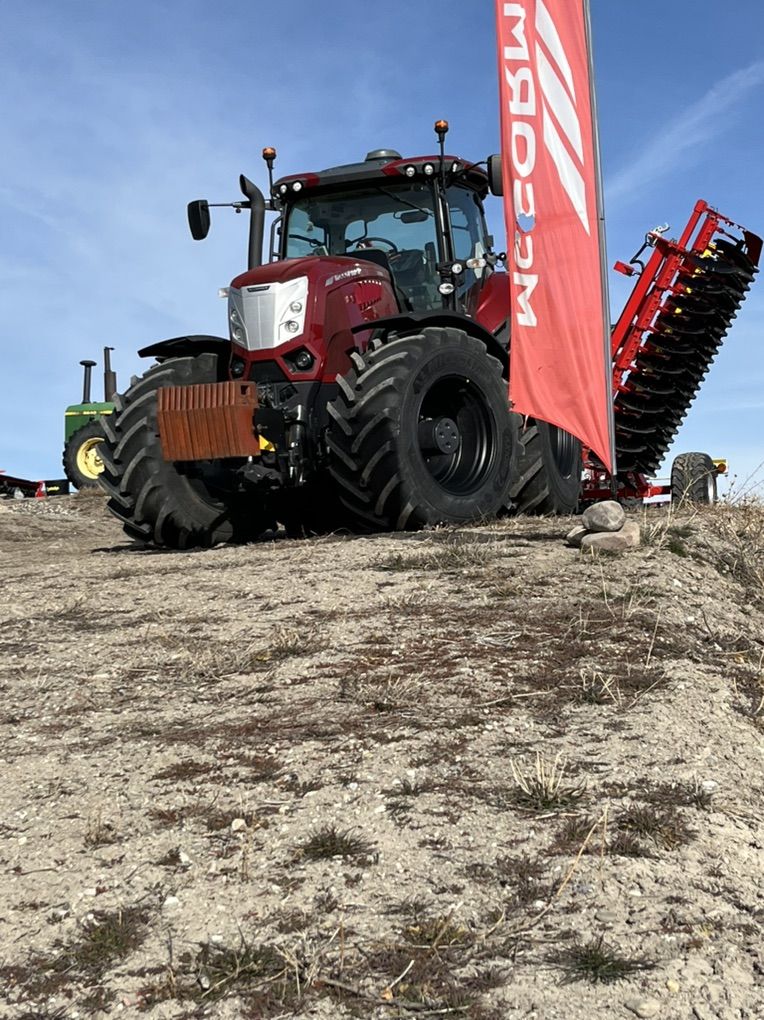 McCormick X8.631 VT Drive 310HP