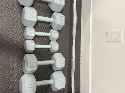 Home gym and weight set