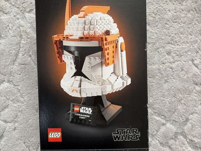 LEGO Star Wars Clone Commander Cody Helmet Set 75350 - 766 Pcs (Ages 18+)