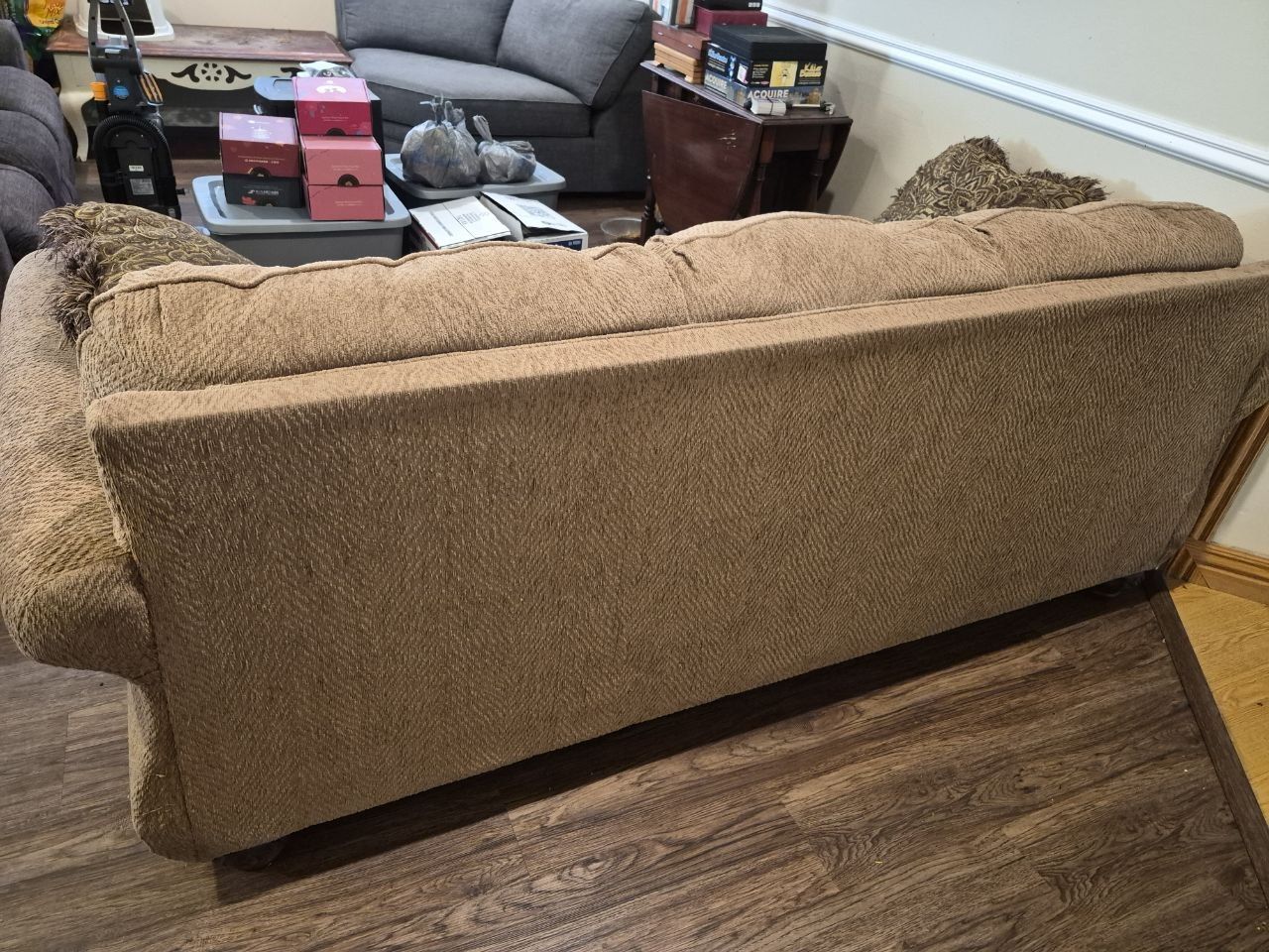 Couch with decorative carved wood for sale. (150 minimum but will accept best offer)