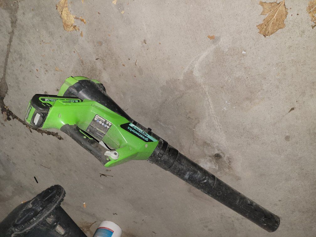 MASSIVE ONLINE PRE-YARDSALE