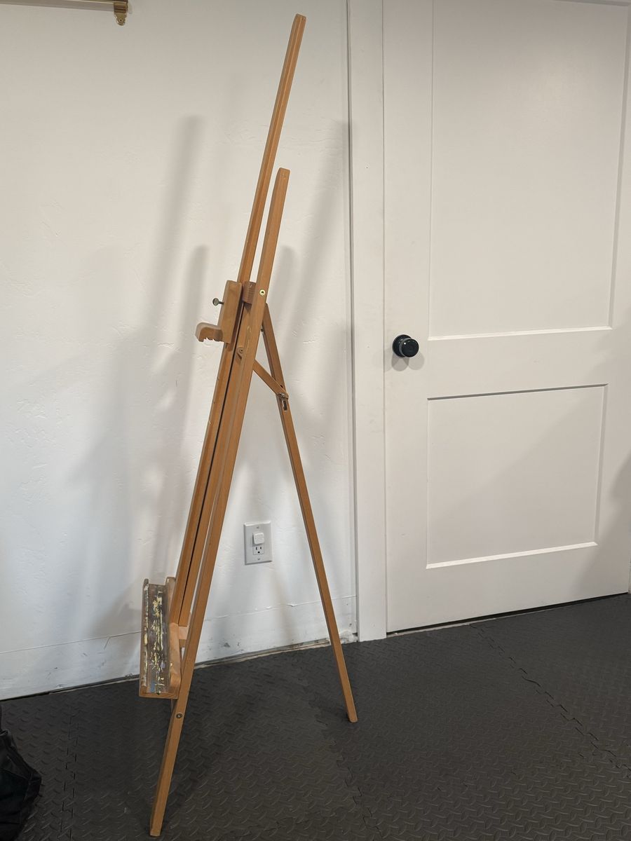 Main image 3