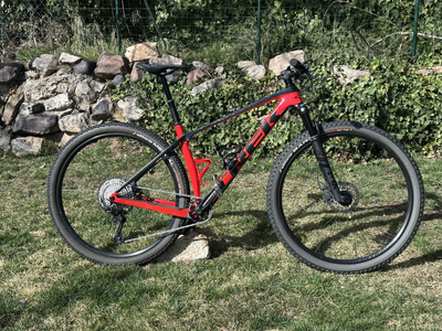 Upgraded TREK Procaliber 9.5 Gen 2 carbon mountain bike. All new drivetrain. New Fox 32 Stepcast Fork. Great NICA bike!