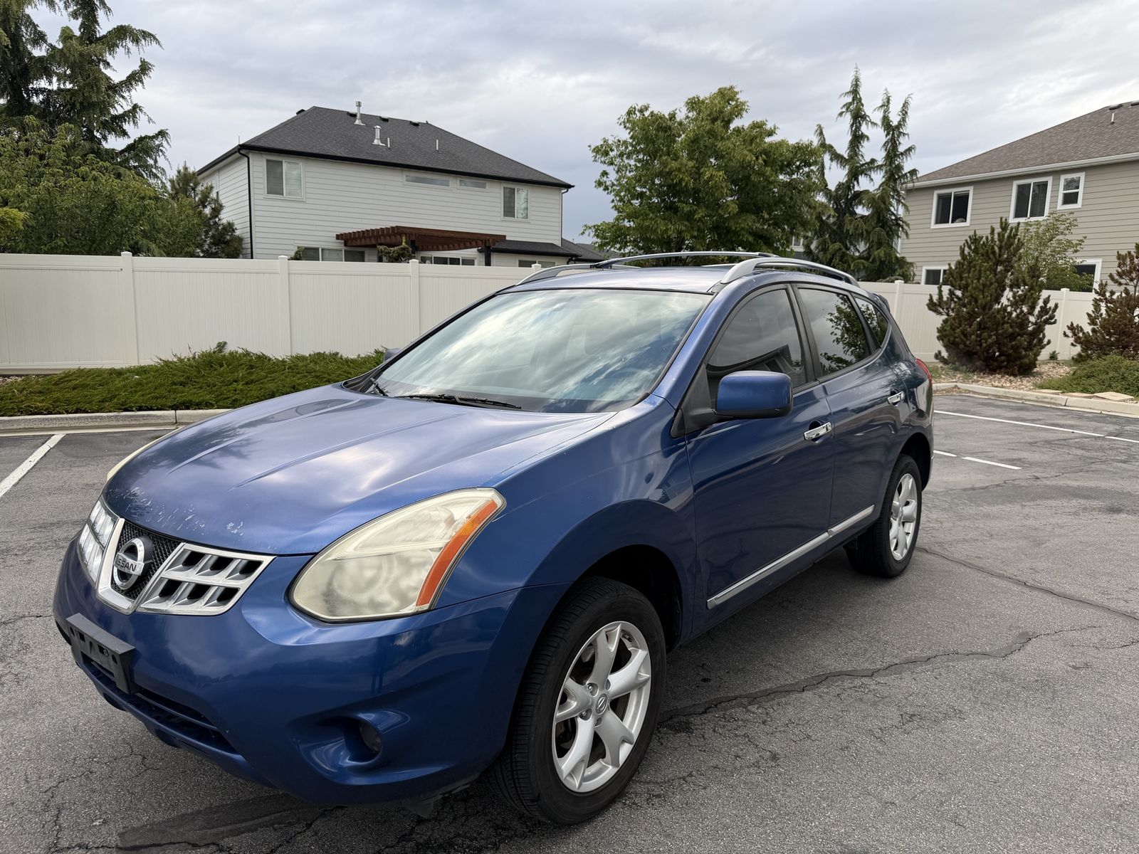 2011 NISSAN ROGUE S