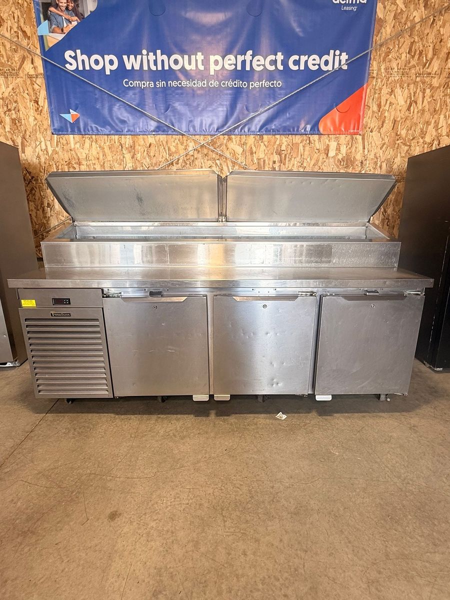 Traulsen 90-Inch Commercial Grade 3-Door Refrigerated Prep Table Station