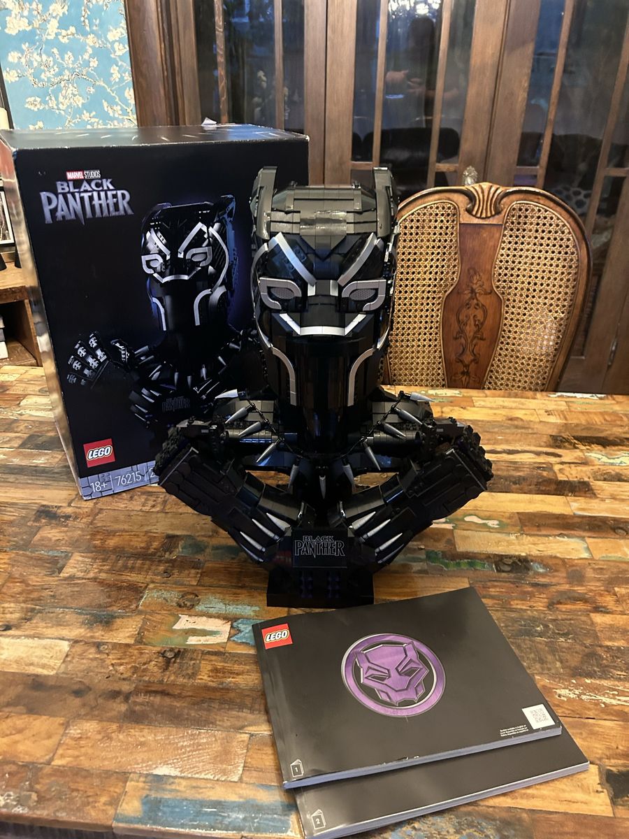 LEGO Marvel 76215 Black Panther Complete Set 2961pc Box/instructions