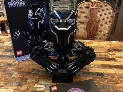 LEGO Marvel 76215 Black Panther Complete Set 2961pc Box/instructions