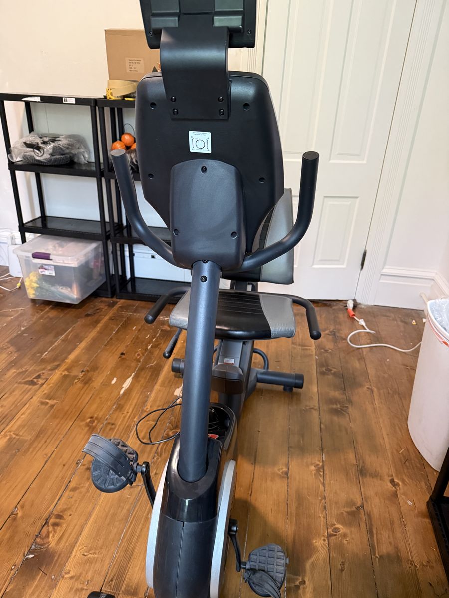 Proform Fit  Stationary Bike 325 CXS