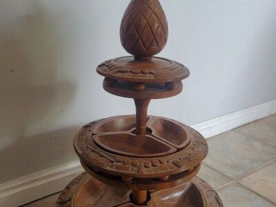 Antiques vases lamps Electronics & more