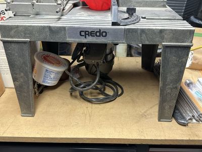 Craftsman router and table