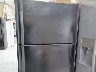 Black 18 cf Refrigerator~90 Day Guarantee