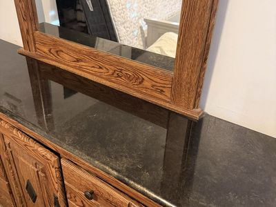 Free Dresser with mirror