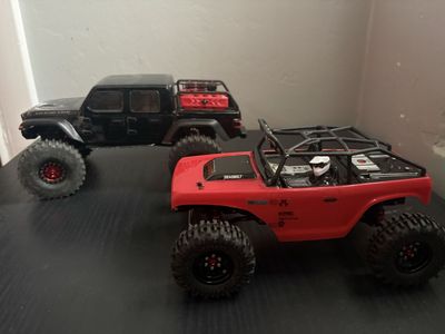 Shelf King's Axial SCX24