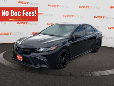 2022 Toyota Camry Hybrid SE Nightshade