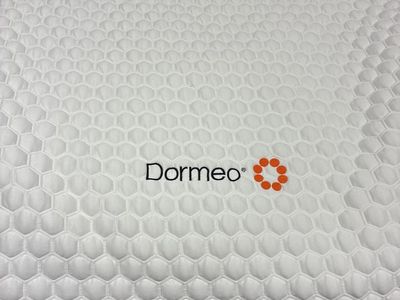 Dormeo Octaspring Mattress Topper White - Memory Foam & Breathable Hexagonal Design