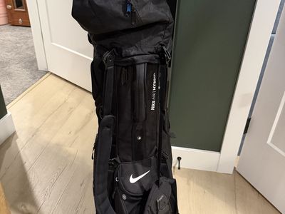Nike Golf Bag