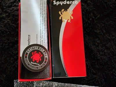 NEW. Spyderco Endura 4 Serrated