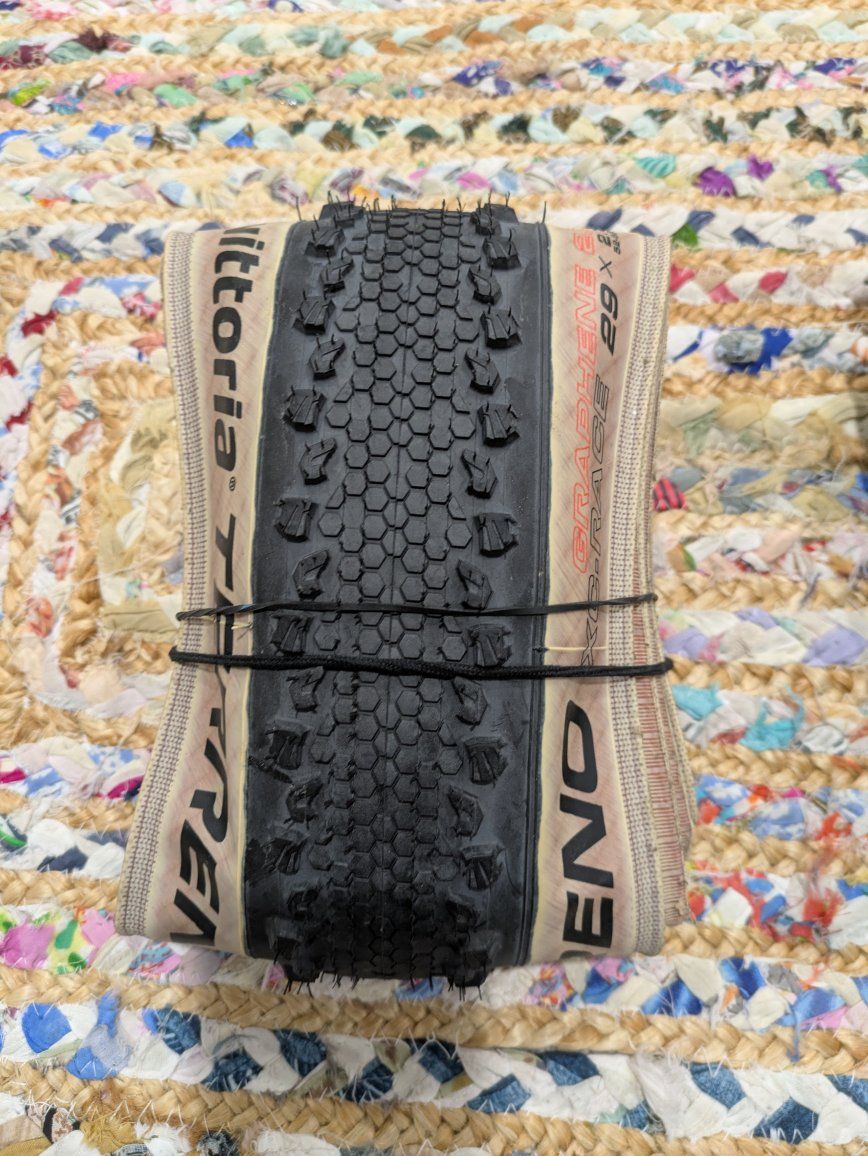 vittoria terreno dry CX / gravel