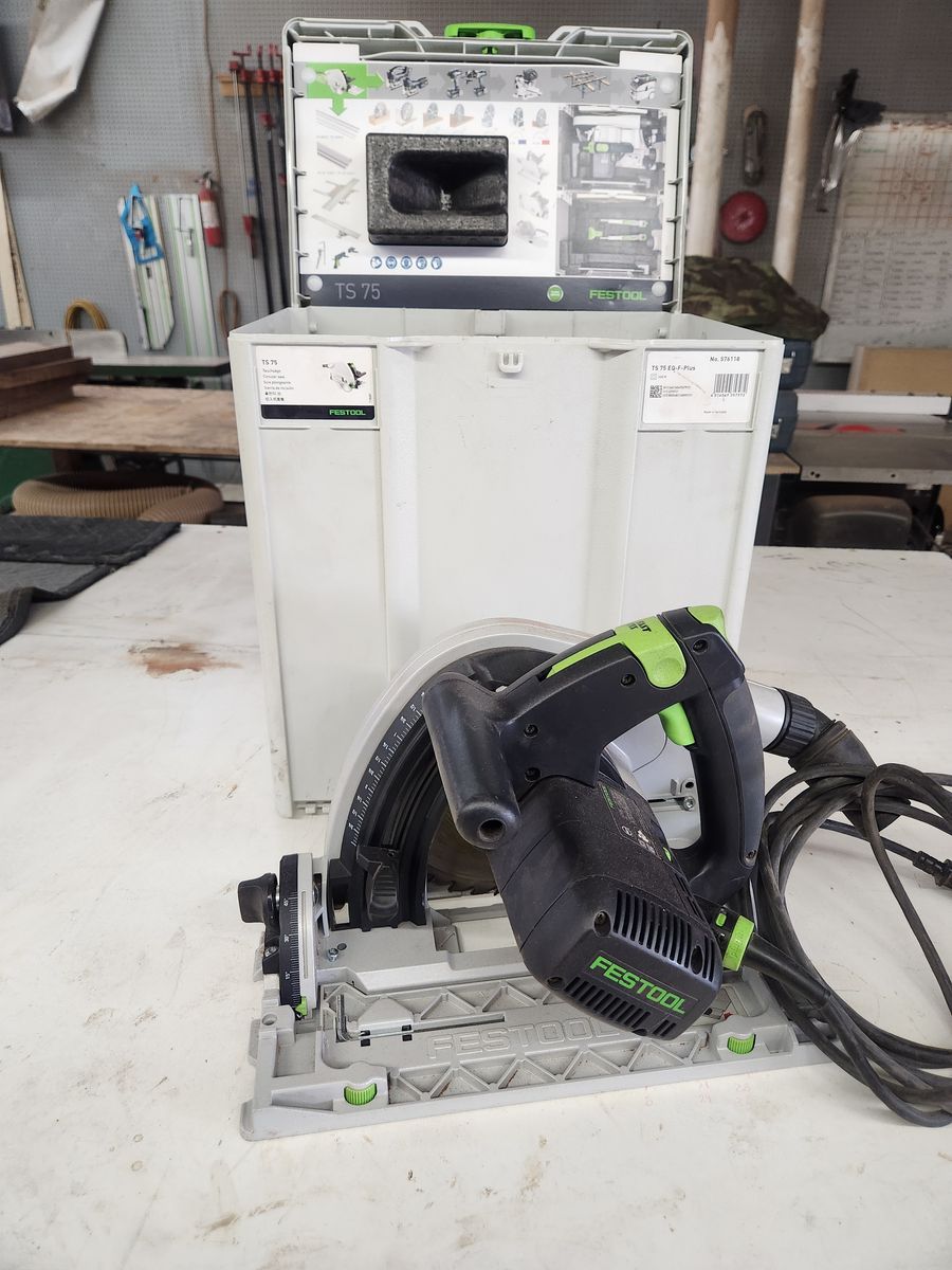 Festool TS 75 EQ Track Saw with Two 55 inch Guide Rails and Connectors