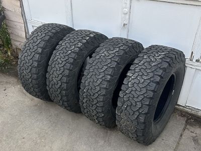 BFG KO2 265/75R16