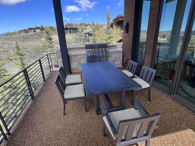 Modern Outdoor Patio Furniture Package – $2,500