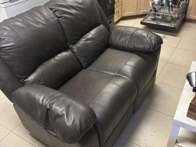 Set of 2 Brown Faux Leather Reclining Couches
