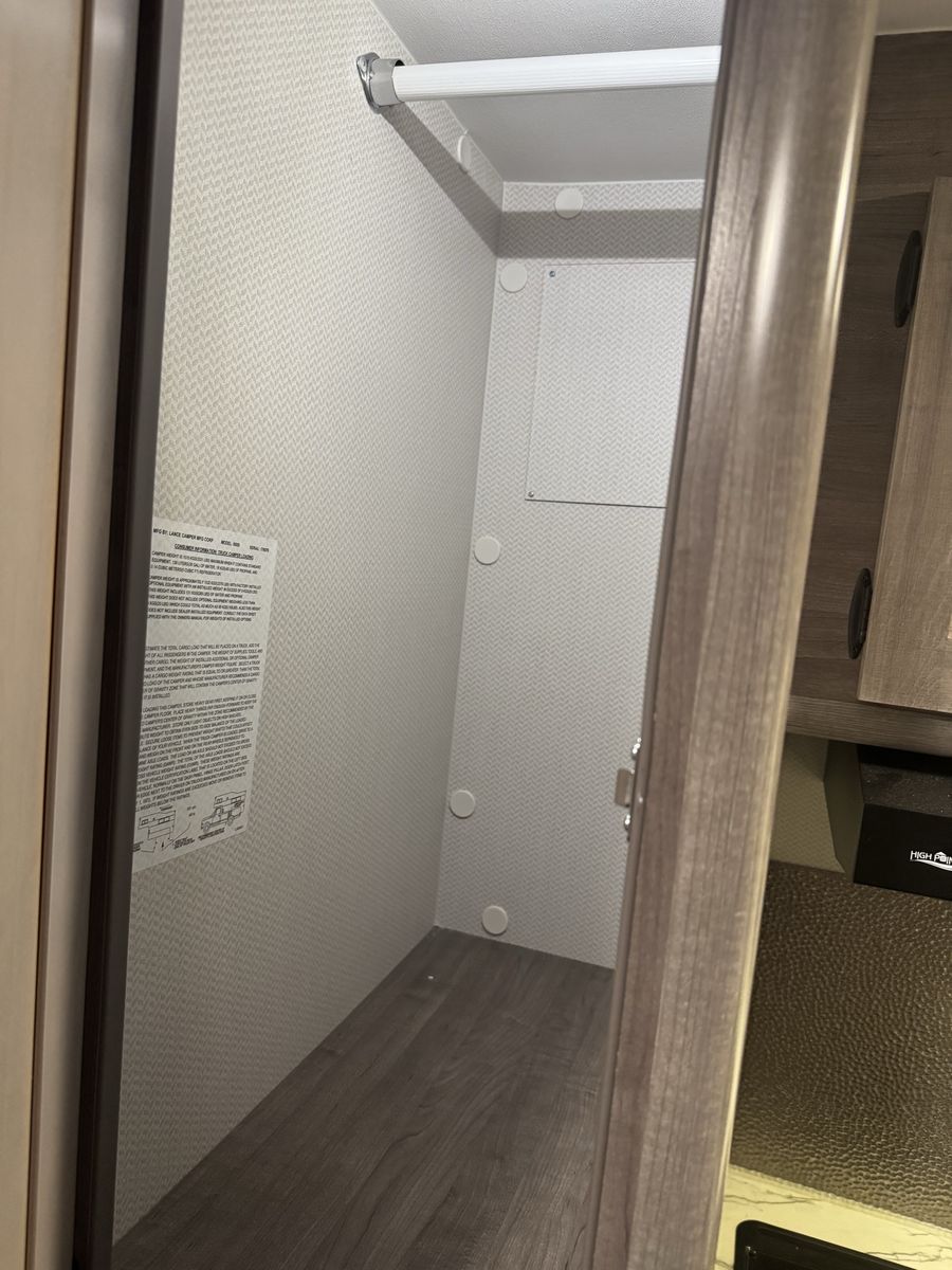 Main image 10
