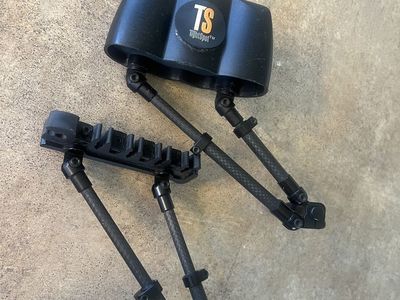 Tight spot 2-piece quiver