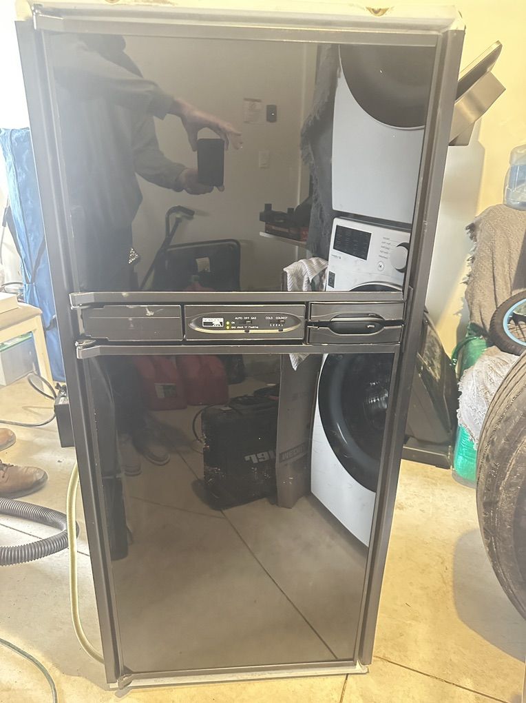 Norcold N611 Gas And Electric Rv Fridge